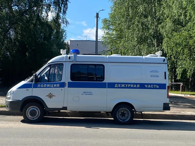 Житель Вологодской области выращивал наркотические растения прямо у себя в квартире