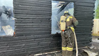 В Вологодской области мужчина пострадал при попытке потушить горящую баню