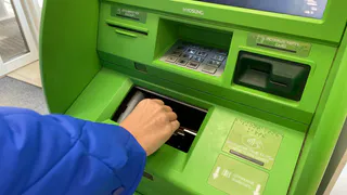 Все сбережения в миг станут бумажками: новая волна девальвации сметет все, как в 90-е