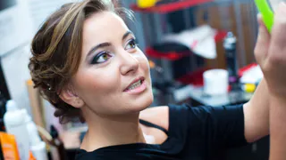 Три ключевых элемента макияжа, которые мгновенно придают лицу свежесть и молодость