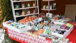 В центре Вологды организовали работу двух новогодних ярмарок