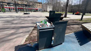 В Вологде устанавливают современные контейнерные площадки из переработанного пластика