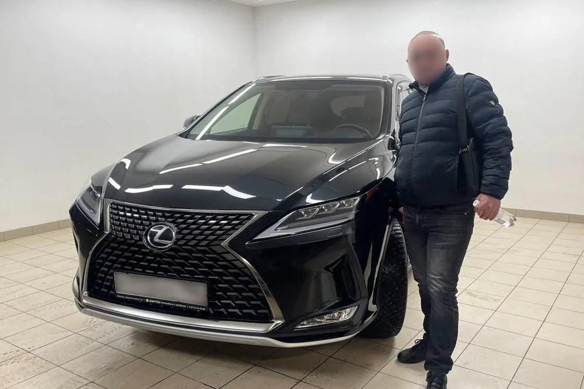 Житель Мурманска задержан в Вологде за мошенничество с премиальными авто на 13,8 миллионов рублей