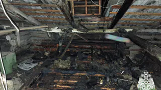 Шесть человек эвакуировались из горящего дома в центре Вологды