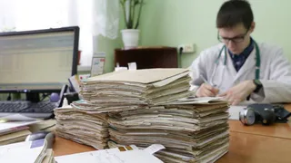 Врачи и медперсонал в Вологде и Череповце получат «подъемные» без ограничений по возрасту