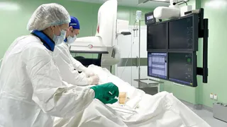 Вологодские хирурги спасли 88-летнюю пациентку с кишечным кровотечением