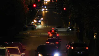 Верховный суд вынес окончательное решение: наезд одним колесом на сплошную – лишение прав или нет?