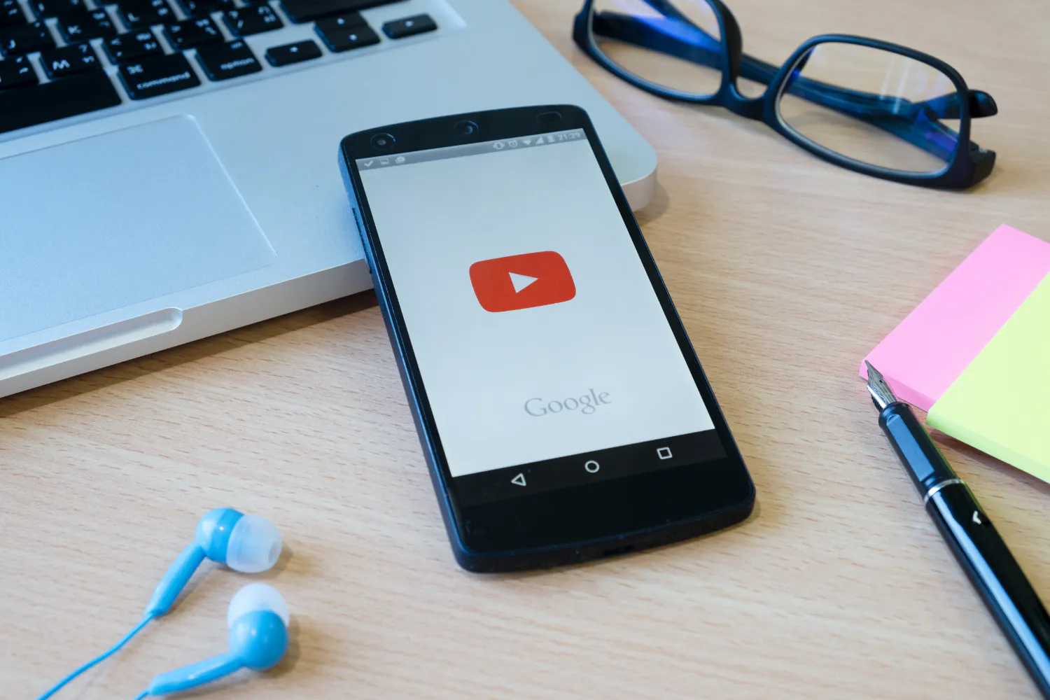 С завтрашнего дня: YouTube неожиданно обрадовал всех россиян