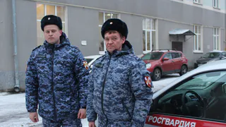 В Вологде задержали пьяного мужчину, устроившего вооруженный налет на магазин