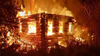 Жительница Вологодской области подожгла дачу со спящим сожителем