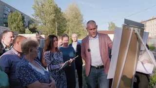 Мэр Андрей Накрошаев встретился с жителями по вопросам благоустройства на бульваре Ильюшина