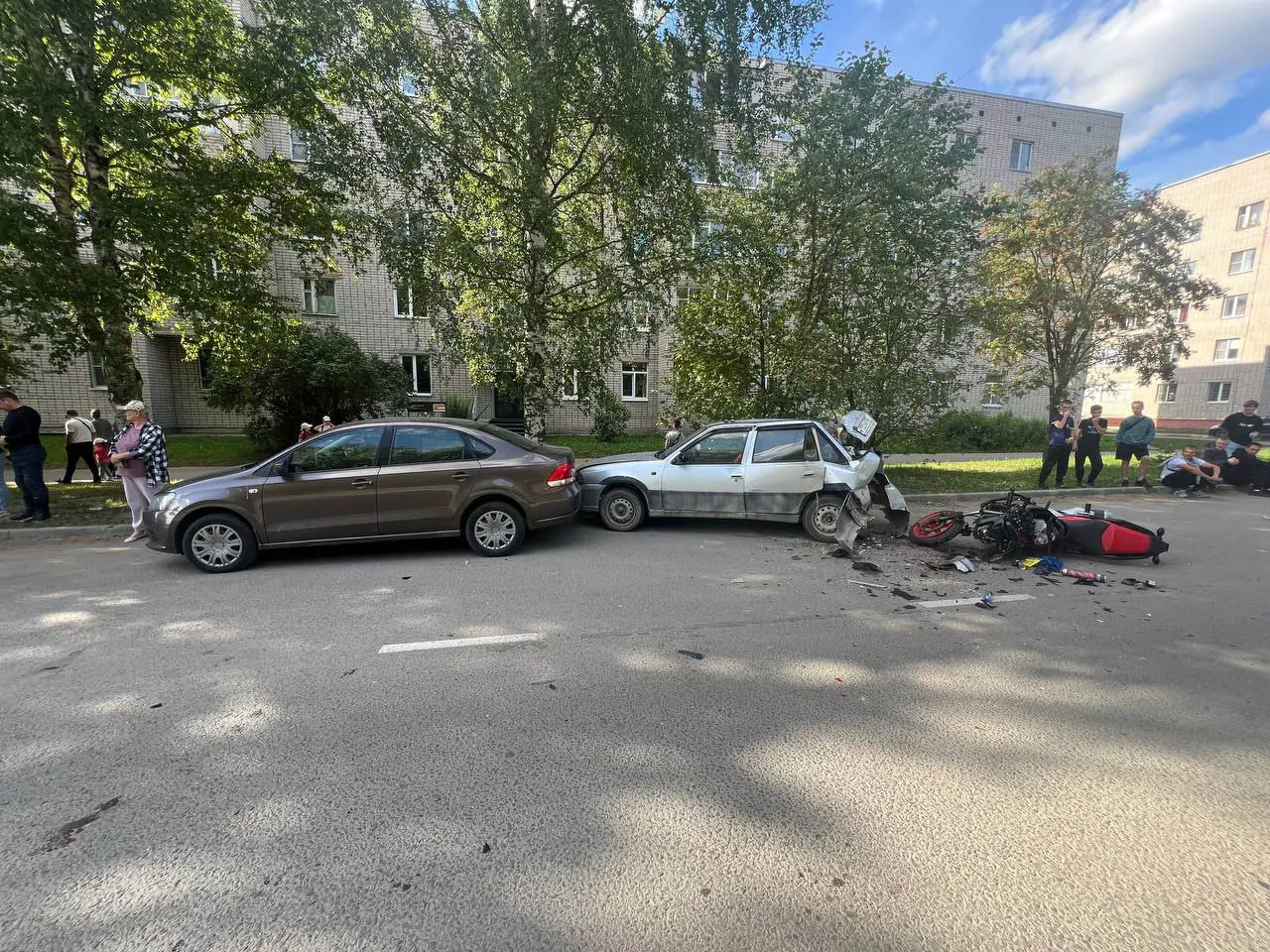 В Вологде мотоциклист госпитализирован после столкновения с "Киа Рио"