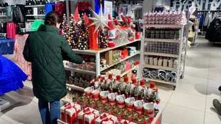 Все помчались в "Чижик" со всех ног: новогодние украшения, как в "Икеа", от 59 рублей