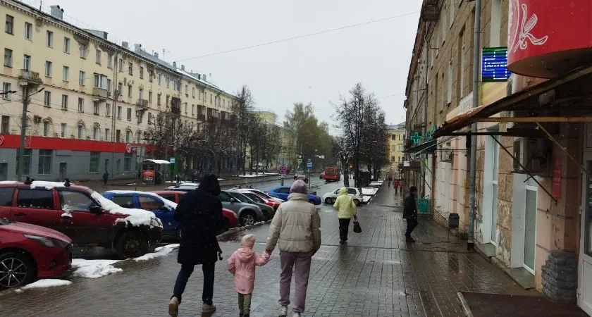 Приближается волна холода: погода в конце июля заставит тепло одеться