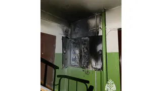 15 жителей эвакуировались при пожаре в пятиэтажном доме в Вологодской области