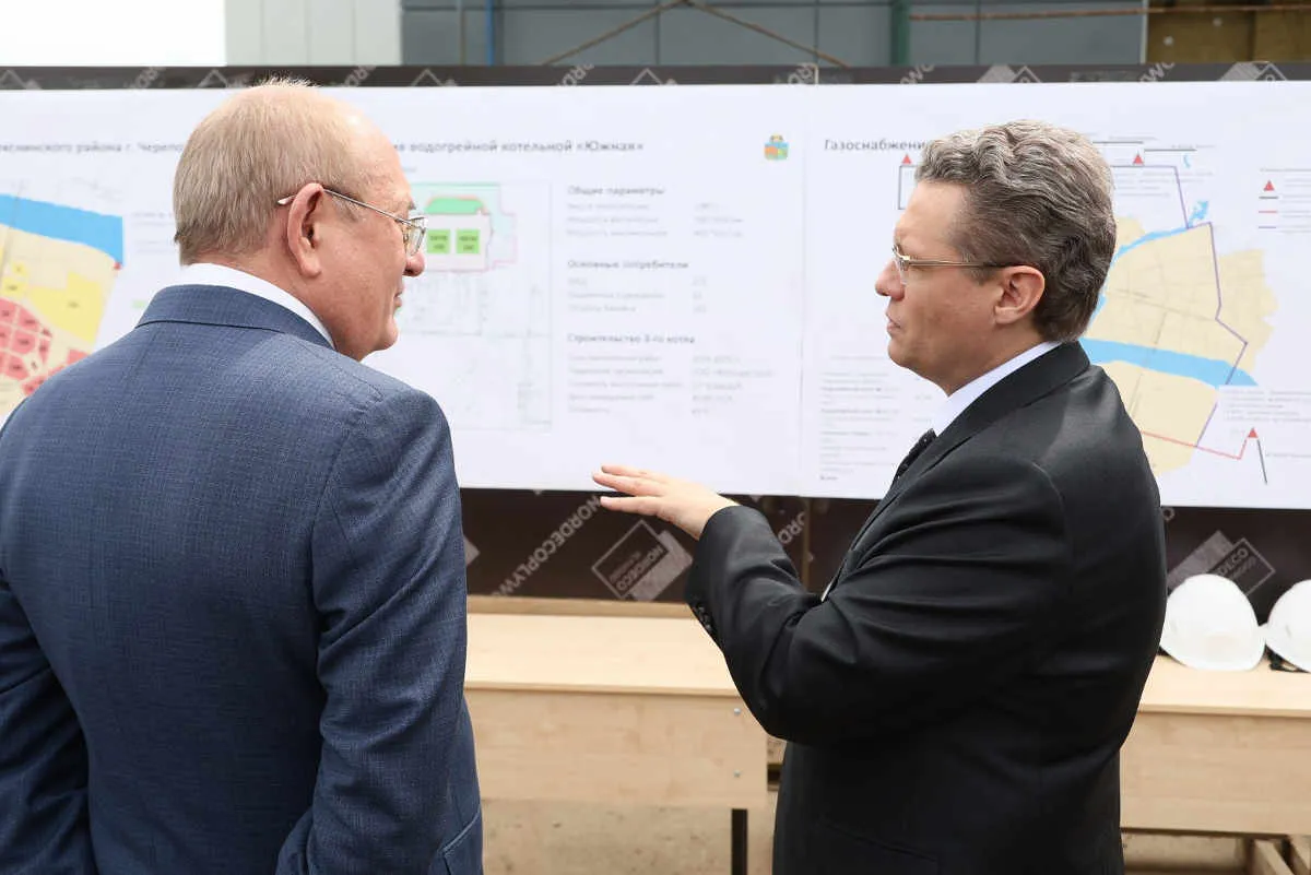 Губернатор Вологодской области и представитель "Газпрома" проверили ход реконструкции котельной в Череповце