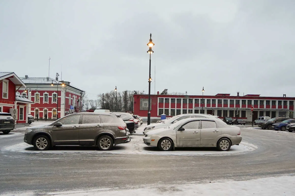 Парковка у вокзала Вологды останется бесплатной