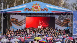 В Вологде 400 певцов объединились в мощном хоре ко Дню Победы