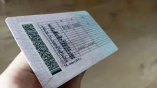 Водители категории "В" смогут получить еще одни права с 6 декабря без экзамена - потребуется 1 справка