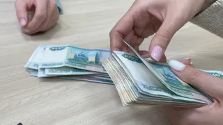 Глава ВТБ Костин считает, что доллар будет стоить больше 90 рублей в 2026 году