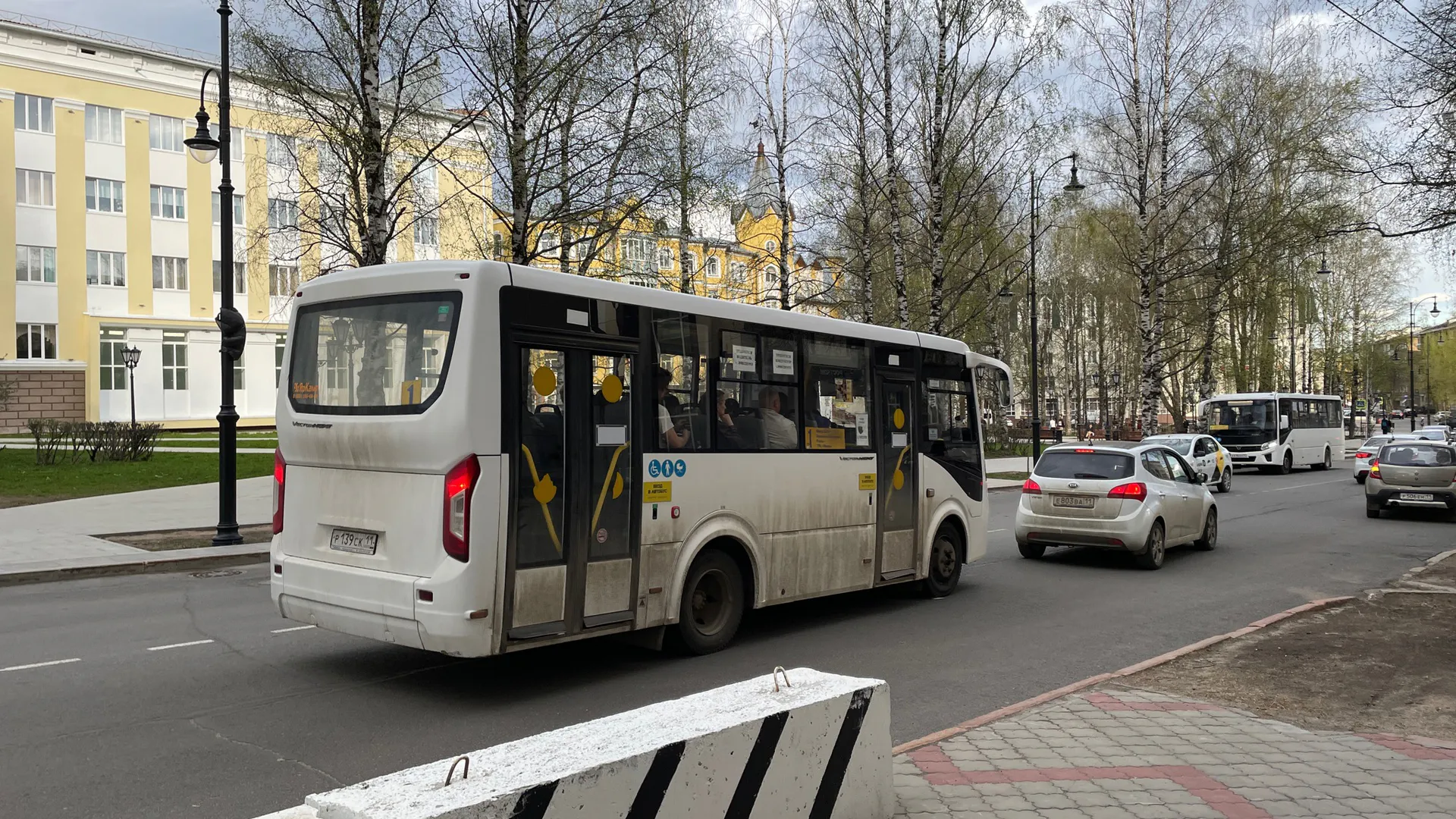 На Вологодчине уравняли с городскими проездные тарифы на маршруты до поселков
