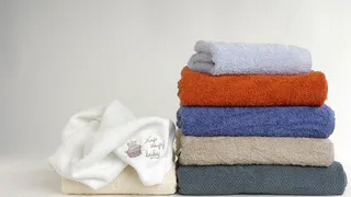 Замызганные кухонные полотенца станут как только что купленные: любые пятна исчезнут – стирка за 5 минут