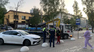 Полицейские раскрыли поджог дорогостоящей иномарки в Вологде