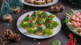 7 быстрых закусок на Новый год, которые заменят "Оливье" на столе: вкусно и без лишних затрат