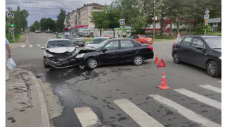 Жуткая авария на улице Панкратова в Вологде: есть пострадавшие