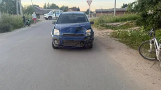 В Вологодской области девушка на иномарке сбила подростка на мопеде