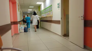 Врачи Вологодского онкодиспансера требуют вернуть уволенного главврача