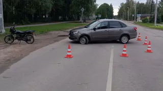 В Вологодской области школьник на мотоцикле без прав попал в ДТП с 15-летней пассажиркой