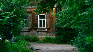 Платите или заставят снести: сараи, бани, гаражи и даже туалеты теперь облагаются налогом