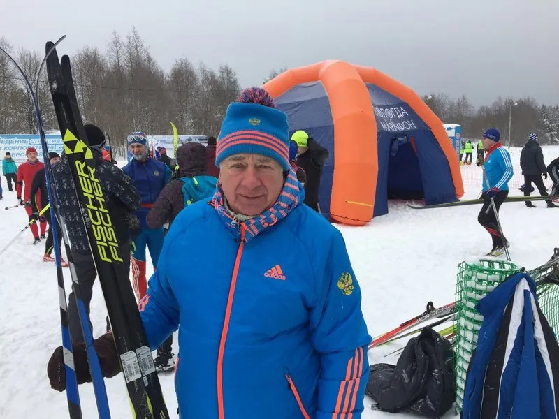 В Вологде скончался известный тренер по лыжным гонкам Валерий Румянцев