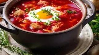 Один продукт — и борщ будет рубиновым: вот что добавляют к свекле для ярко-алого бульона