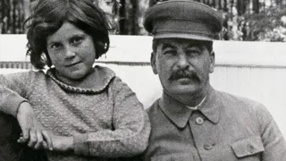 Искры ярости: как Сталин расправился со зрелым любовником 16-летней дочери