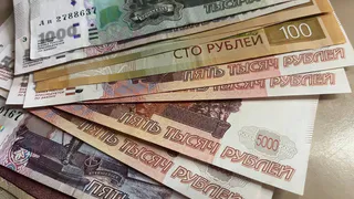 Жительница Вологодской области потеряла сотни тысяч рублей, поверив в схему с "безопасным счетом"