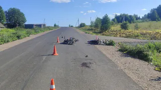 Подростки на мотоциклах в тяжелом состоянии после аварии в Вологодской области