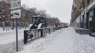 В Вологде за первые дни 2025 года избавились от более пяти тысяч кубометров снега