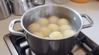 Нужно ли сливать воду после варки картофеля. Запомните раз и навсегда