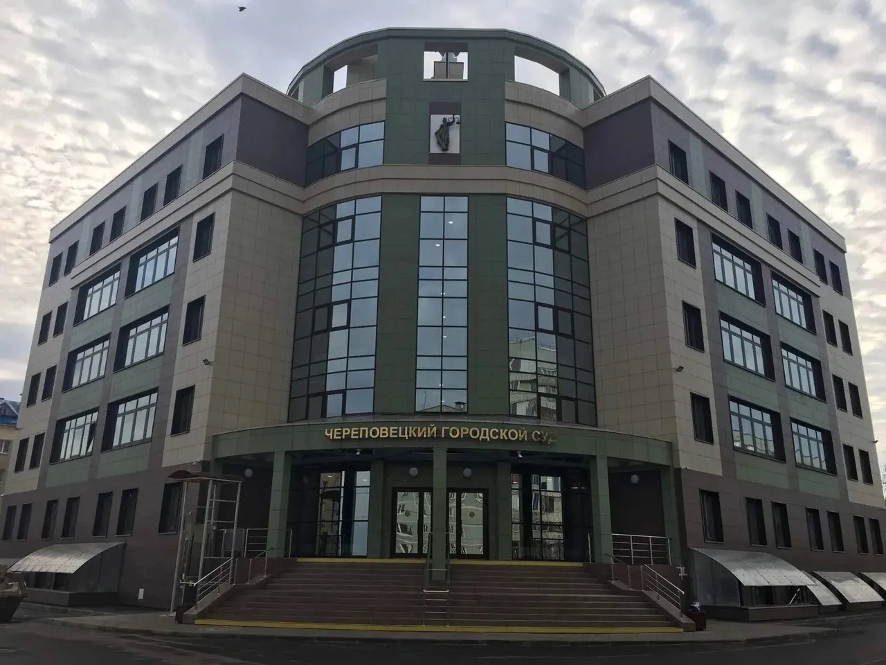 В Череповце адвокат предстанет перед судом за фальсификацию доказательств