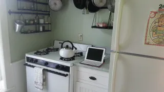 Плохую хозяйку выдает кухня: 10 вещей, которых не должно там быть