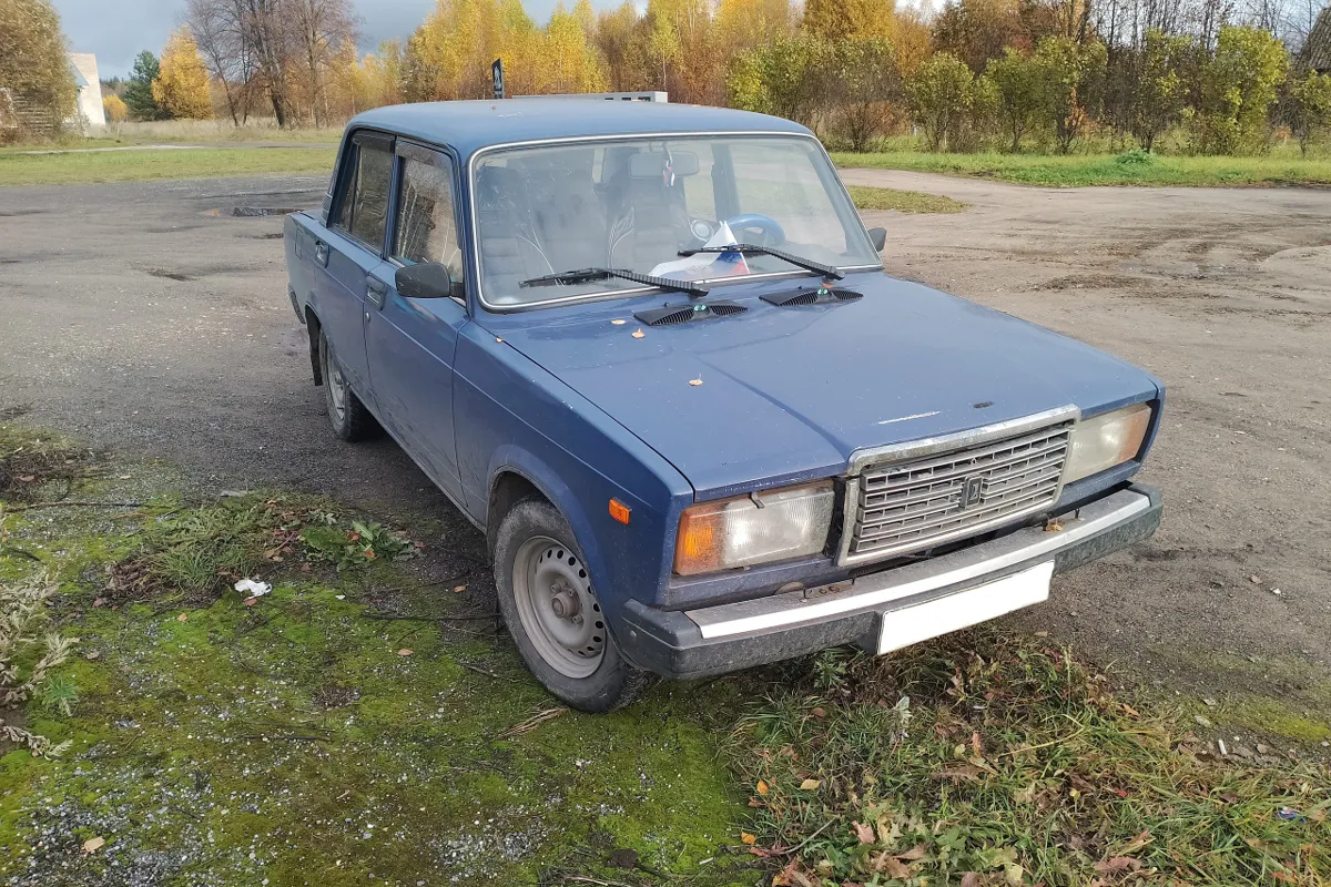 В Вологодской области сотрудники уголовного розыска задержали угонщика автомобиля