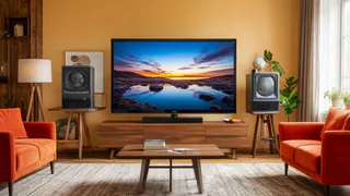 5 телевизоров с плавными экранами. От популярного Hisense до недооцененного Haier
