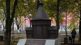 В Вологде начали устанавливать бронзовые копии башен крепости Ивана Грозного
