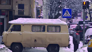 Водителям запретили открывать багажник по требованию ГАИ - как законно отказать сотруднику