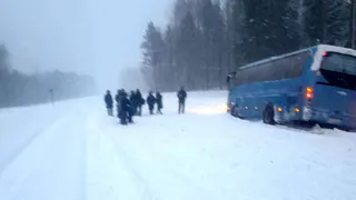 Автобус «Петрозаводск – Вологда» попал в аварию в Карелии