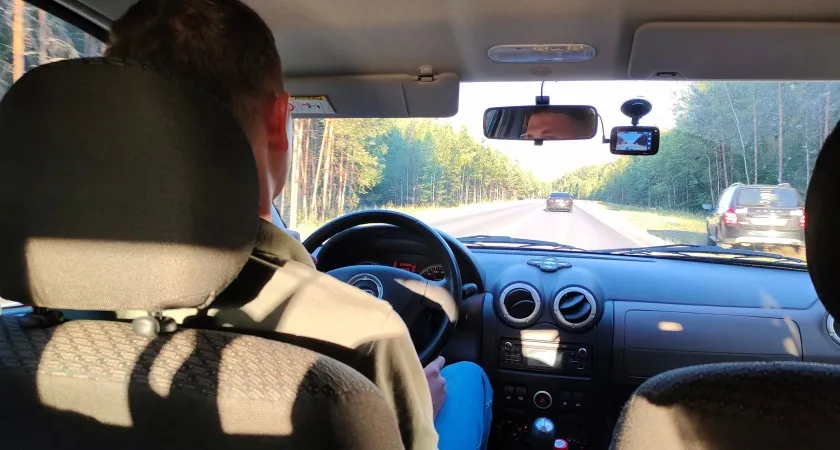 С 20 августа водители будут обязаны пересдавать на права: это не единственное изменение, которое всех ждет