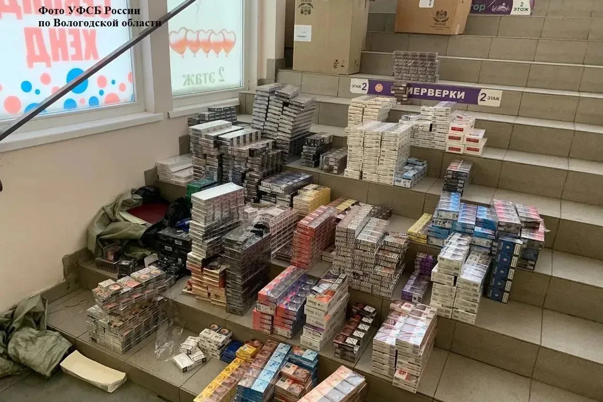 В Вологодской области осудят четверых мужчин за торговлю контрафактом на 9,7 миллиона рублей