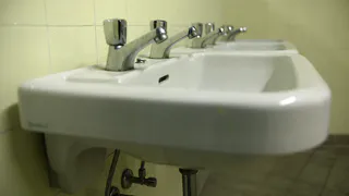 Бабушкин забытый метод работает: вода из-под крана станет чище, чем из скважины - фильтры не нужны